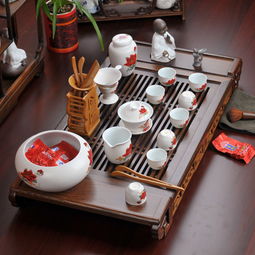 养生逸品 瓷质功夫茶具与红木茶盘的完美融合