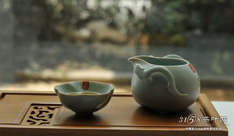 汝窑茶具为何备受青睐与开片时间解析